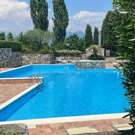 Garda Golf Country Chic Apartamento *